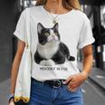 Mischief In Fur 猫写真 ハチワレ猫 黒白猫 猫好き ネタ 猫しもべ 猫飼い 猫依存症 Tシャツ 彼女への贈り物