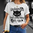 Undiagnosed Butomething Ain't Right Tシャツ 彼女への贈り物