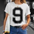 【バックプリント・背中側】9 数字 背番号 ユニフォーム ナンバー【ブラック／黒 の文字】スポーツ 練習着 部活 Tシャツ 彼女への贈り物