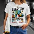 キッズ Leveled Up Big Bro 2025 ビッグブラザー幼児に昇格 Tシャツ 彼女への贈り物