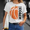 スーパー コーチ バスケットボール スポーツ バスケットボール コーチ Basketball Coach Tシャツ 彼女への贈り物