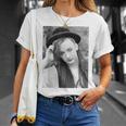 ボーイ・ジョージ・カルチャー・クラブ・シンガー・ポートレート 1982 Tシャツ 彼女への贈り物