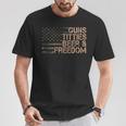Guns Titties Beer & Freedom Drapeau Américain Humoristique Pour Homme T-Shirt Cadeaux drôles