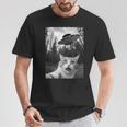Ufoエイリアンと面白い猫の自撮り。 Tシャツ 面白い贈り物