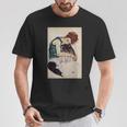 エゴン・シーレ作「膝を曲げた座る女」1917 Tシャツ 面白い贈り物