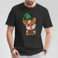 メリークリスマス かわいいオタクウェールズコーギー エルフの帽子とスカーフ付き Tシャツ 面白い贈り物