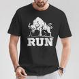 ランニング ブル レイジング ブルズ ラン 闘牛 カウボーイズ 恋人 動物 Tシャツ 面白い贈り物