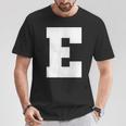 大文字 E アルファベット モノグラム イニシャル Tシャツ 面白い贈り物