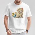 Kitten With Happy Little Birds Tシャツ 面白い贈り物