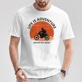 アドベンチャー バイク おもしろ ツーリング 人生は冒険だ オフロードバイクバイク イラスト Tシャツ 面白い贈り物