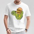 ハンバーガーを食べるかわいいカメ 面白いハンバーガー 長袖tシャツ Tシャツ 面白い贈り物