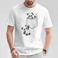 パンダ愛好家のためのポケットの中のかわいいカワイイベイビーパンダ Tシャツ 面白い贈り物
