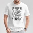 夕日を眺めてみよう Tシャツ 面白い贈り物