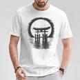 日本の鳥居アート Tシャツ 面白い贈り物