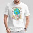 気候変動は本当の地球を救う地球の日 Tシャツ 面白い贈り物