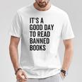 禁止された本を読むのに良い日だ面白いヴィンテージ Tシャツ 面白い贈り物