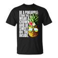 Be A Pineapple Wear A Crownweet Inside アロハ・ハワイパイナップル Tシャツ
