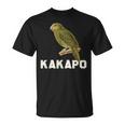 かわいいカカポの鳥が木に座っている Tシャツ