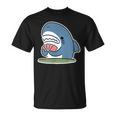 カード遊びをするサメ Tシャツ