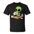 トーストに目玉焼きを食べるエイリアン Tシャツ