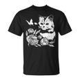 バラと蝶の猫、花柄 Tシャツ