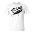 Bite Me 面白いフィッシャーマンフィッシングルアー Tシャツ