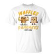 Waffles Are Just Pancakes With Abs Breakfast ワッフル愛好家 Tシャツ
