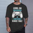 38歳の誕生日ビデオゲーマー レベル38 アンロック済み 1987年以来 Tシャツ 彼への贈り物