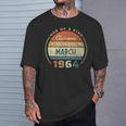 60歳の誕生日ギフト 男性 女性 60歳 3月 1964 Tシャツ 彼への贈り物