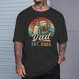 Dad Est 2026 年のパパ 初めての父の日 若いパパ 新しいパパ Tシャツ 彼への贈り物