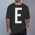E字アルファベット モノグラム イニシャル Tシャツ 彼への贈り物