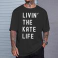 Kate の人生を生きている Kate Tシャツ 彼への贈り物