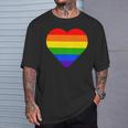 Lgbt レインボー・ハート・フラッグ ゲイ・バイ・ラブ・プライド月間 Lgbtq Tシャツ 彼への贈り物