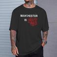 Manchester Is Red ファニー ユナイテッド フットボール サポーター Tシャツ 彼への贈り物