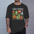 Mantente Feliz Conerduras Y Frutas Divertidas Camiseta unisex Regalos para él