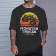Monster Trucks Are My Jam シャツ モンスタートラック 面白い エンジン Tシャツ 彼への贈り物