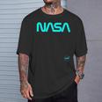 Nasaワームと記章のロゴ Tシャツ 彼への贈り物