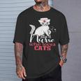 ただの猫好きナースおもしろいネコナース Tシャツ 彼への贈り物