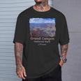 グランドキャニオン国立公園、アリゾナ州カラフルシーニックtシャツ Tシャツ 彼への贈り物