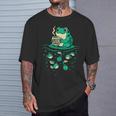 コーヒーとオタマジャクシのアートで面白い最高のお父さんカエル Tシャツ 彼への贈り物