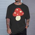 シンプルでキュートなキノコのグラフィック Cute Mushroom Tシャツ 彼への贈り物