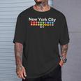ニューヨーク市地下鉄の駅標識、ニューヨークの列車標識nyc。 Tシャツ 彼への贈り物
