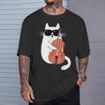 ネコとコントラバス 猫とサングラス ネコ好き 猫飼い コントラバス ウッドベース ダブルベース ジャズ音楽 ネコ 猫 Tシャツ 彼への贈り物