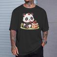 パンダを食べるストロベリーケーキ Tシャツ 彼への贈り物