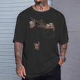 ポケットで遊ぶかわいいナマケモノの家族 Tシャツ 彼への贈り物
