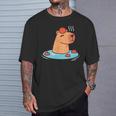 ポケットカピバラ 温泉に浸ける カピバラ Tシャツ 彼への贈り物