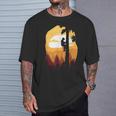 レトロサンセットツリークライマーアーボリスト。 Tシャツ 彼への贈り物