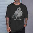 不機嫌そうなピジョン I カートゥーンピジョン Tシャツ 彼への贈り物