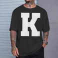 大文字 K アルファベットモノグラム イニシャル Tシャツ 彼への贈り物