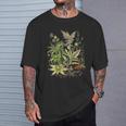 大麻植物とつぼみ 420 草 麻 サティバ インディカ ポットヘッド Tシャツ 彼への贈り物